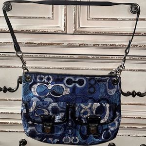 Coach Signature Hobo